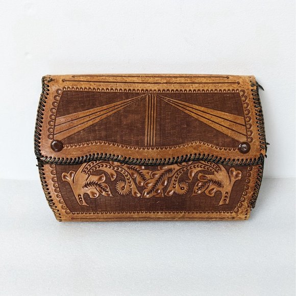 Vintage Mid Century Handtooled Leather Floral Clutch Tan - Picture 2 of 8